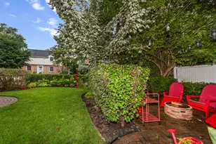 2761 Lincolnwood Dr, Evanston, IL 60201 - Photo 36