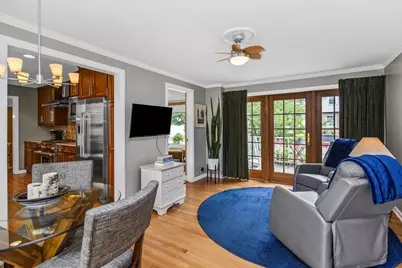 2761 Lincolnwood Drive, Evanston, IL 60201 - Photo 16