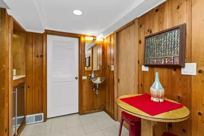 2761 Lincolnwood Drive, Evanston, IL 60201 - Photo 24
