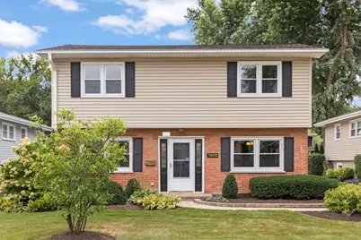 1302 Coolidge Avenue, Wheaton, IL 60189 - Photo 1