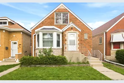 5221 N Marmora Avenue, Chicago, IL 60630 - Photo 1