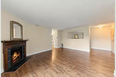 861 Yosemite Trail #B, Roselle, IL 60172 - Photo 6