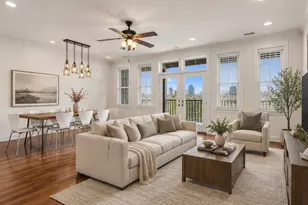 3414 N Sheffield Ave, Chicago, IL 60657 - Photo 2