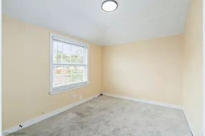 1720 Leland Avenue, Evanston, IL 60201 - Photo 12