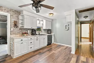 16 Northview St, Kankakee, IL 60901 - Photo 8