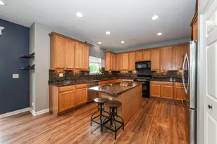 2700 Salt Creek Ct, Wauconda, IL 60084 - Photo 20
