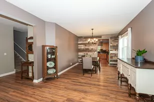 2700 Salt Creek Ct, Wauconda, IL 60084 - Photo 12