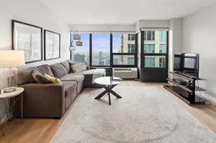 30 E Huron St, Chicago, IL 60611 - Photo 8