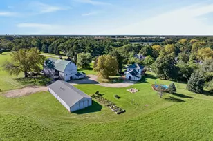 3208 S Country Club Rd, Woodstock, IL 60098 - Photo 88