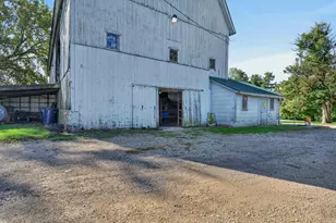 3208 S Country Club Rd, Woodstock, IL 60098 - Photo 76