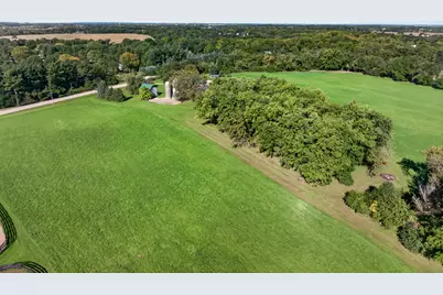 3208 S Country Club Road, Woodstock, IL 60098 - Photo 102