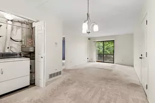 2815 Glenwood Lansing Rd, Lynwood, IL 60411 - Photo 2