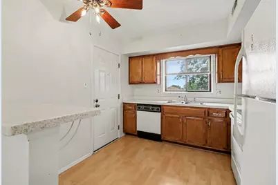 2815 Glenwood Lansing Road #206, Lynwood, IL 60411 - Photo 4