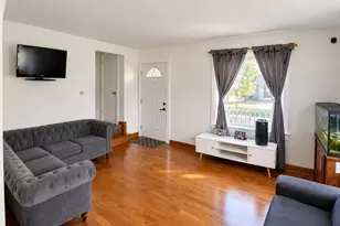 7052 41st St, Berwyn, IL 60402 - Photo 4