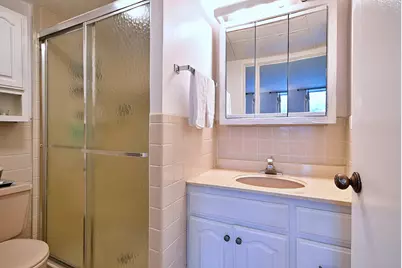 110 W Butterfield Road #309S, Elmhurst, IL 60126 - Photo 22