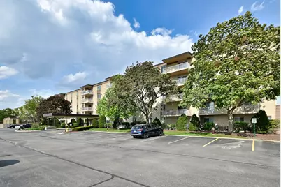 110 W Butterfield Road #309S, Elmhurst, IL 60126 - Photo 2