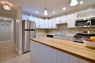 110 W Butterfield Rd, Elmhurst, IL 60126 - Photo 30