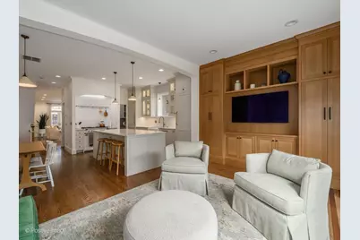 2227 W Medill Avenue, Chicago, IL 60647 - Photo 16