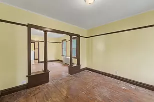 411 N Arlington Heights Rd, Arlington Heights, IL 60004 - Photo 4