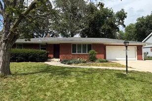 4576 Pepper Dr, Rockford, IL 61114 - Photo 2