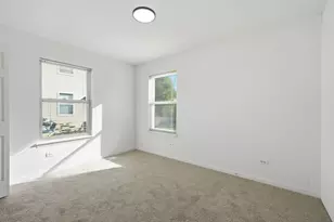 657 S McAlister Ave, Waukegan, IL 60085 - Photo 12