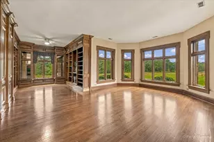 5N719 Castle Dr, Saint Charles, IL 60175 - Photo 28