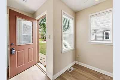 27W113 Cooley Avenue, Winfield, IL 60190 - Photo 4