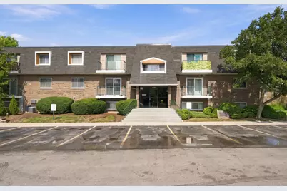 3850 S Parkway Drive #1G, Northbrook, IL 60062 - Photo 2