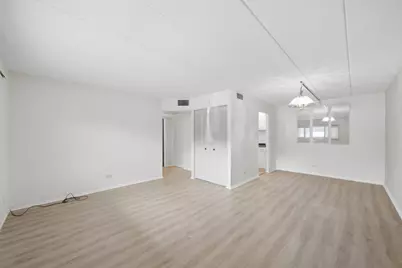 3850 S Parkway Drive #1G, Northbrook, IL 60062 - Photo 8