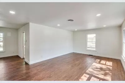 2433 Southwood Drive, Dallas, TX 75233 - Photo 8