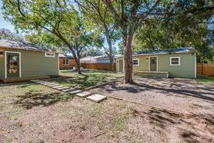 2433 Southwood Dr, Dallas, TX 75233 - Photo 30