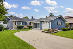 337 W Edson Pl, Lombard, IL 60148 - Photo 1