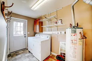 503 W Park Ave, Watseka, IL 60970 - Photo 30