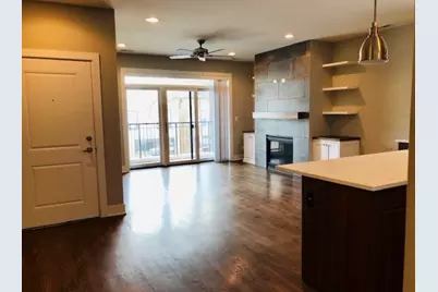 3649 W Belmont Avenue #3E, Chicago, IL 60618 - Photo 4