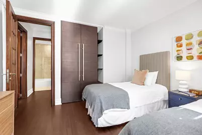 70 E Walton Street #902-1002, Chicago, IL 60611 - Photo 26