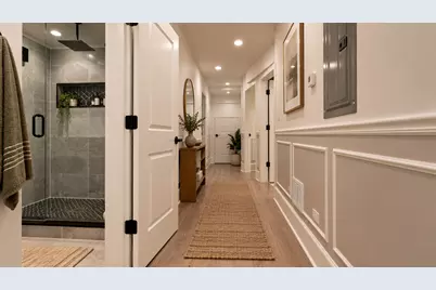 3225 N Kenneth Avenue #B, Chicago, IL 60641 - Photo 4