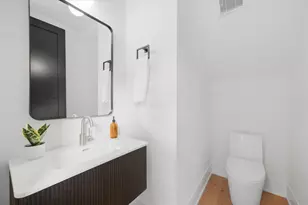 1914 N Rockwell St, Chicago, IL 60647 - Photo 16