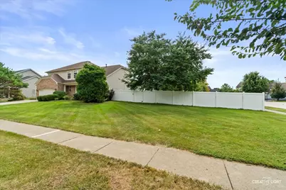 906 Rivers Edge Drive, Minooka, IL 60447 - Photo 2
