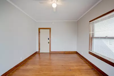 217 S 3rd Street #1, Dekalb, IL 60115 - Photo 4