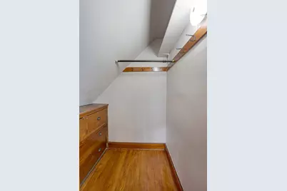 217 S 3rd Street #1, Dekalb, IL 60115 - Photo 8