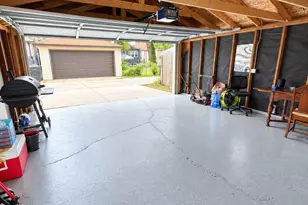 8446 S Constance Ave, Chicago, IL 60617 - Photo 8
