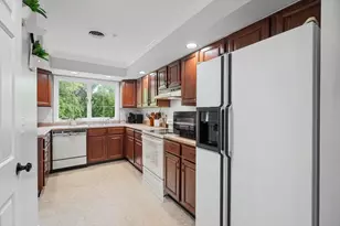 921B Cheshire Dr, Champaign, IL 61821 - Photo 26