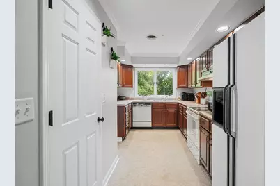921B Cheshire Drive #B, Champaign, IL 61821 - Photo 30