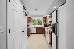 921B Cheshire Dr, Champaign, IL 61821 - Photo 30