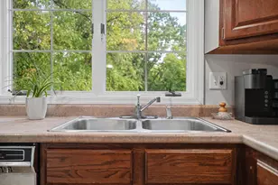 921B Cheshire Dr, Champaign, IL 61821 - Photo 28