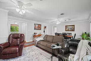 921B Cheshire Dr, Champaign, IL 61821 - Photo 14
