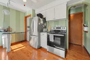 18630 Ashland Ave, Homewood, IL 60430 - Photo 10