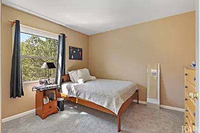 1446 Kingsbury Court, Gurnee, IL 60031 - Photo 20