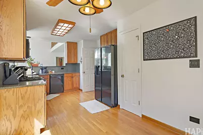1446 Kingsbury Court, Gurnee, IL 60031 - Photo 16