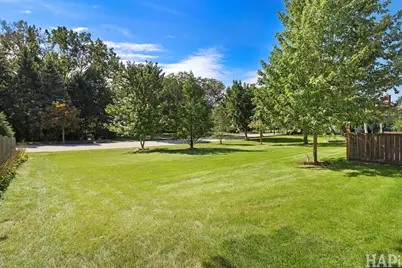 1446 Kingsbury Court, Gurnee, IL 60031 - Photo 38